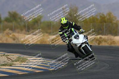 media/Mar-28-2022-Superbike Trackdays (Mon) [[b8603d0f67]]/Open Track Time/Turn 7/